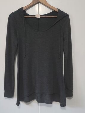 Freeloader Charcoal Hooded Long-Sleeve Top